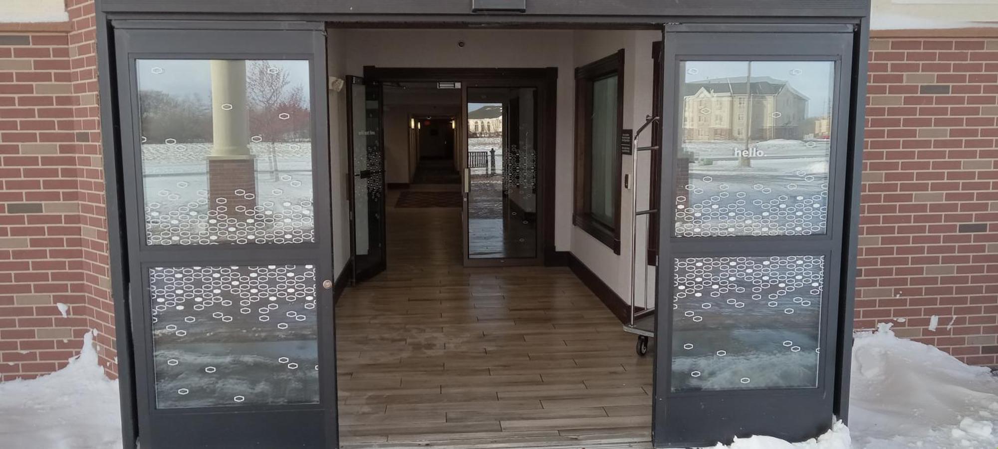 伯奇伦汉普顿酒店 外观 照片